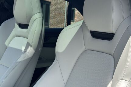 Porsche Macan 6.990 km 86.790 € Frechen (bei Köln) 50226