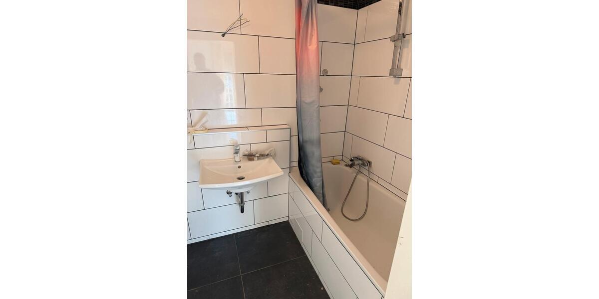 Etagenwohnung Köln Lindenthal - 2 Zimmer, 75 m&sup2;, 1.200&euro; | Angebot:26444518