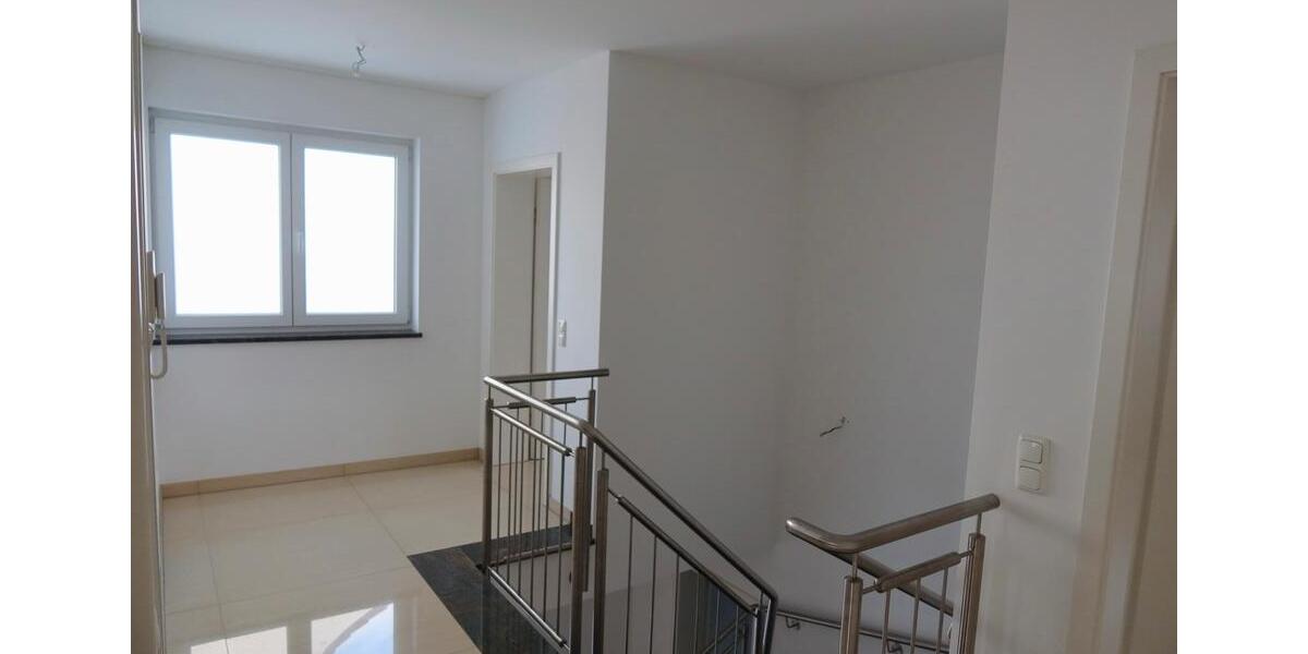 Einfamilienhaus Euskirchen - 5 Zimmer, 156 m&sup2;, 1.600&euro; | Angebot:24817357