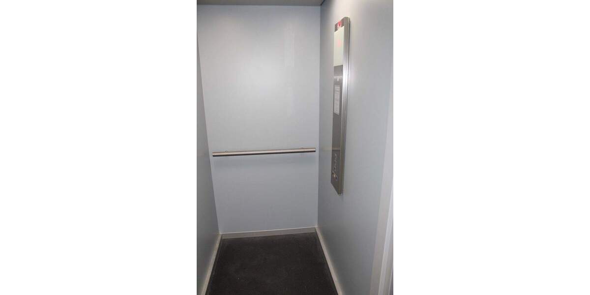 Etagenwohnung Königswinter Thomasberg - 3 Zimmer, 94 m&sup2;, 1.240&euro; | Angebot:24376522