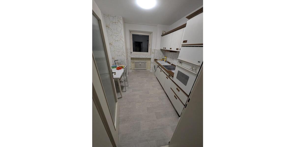 Etagenwohnung Köln Kalk - 3 Zimmer, 77 m&sup2;, 650&euro; | Angebot:26355275