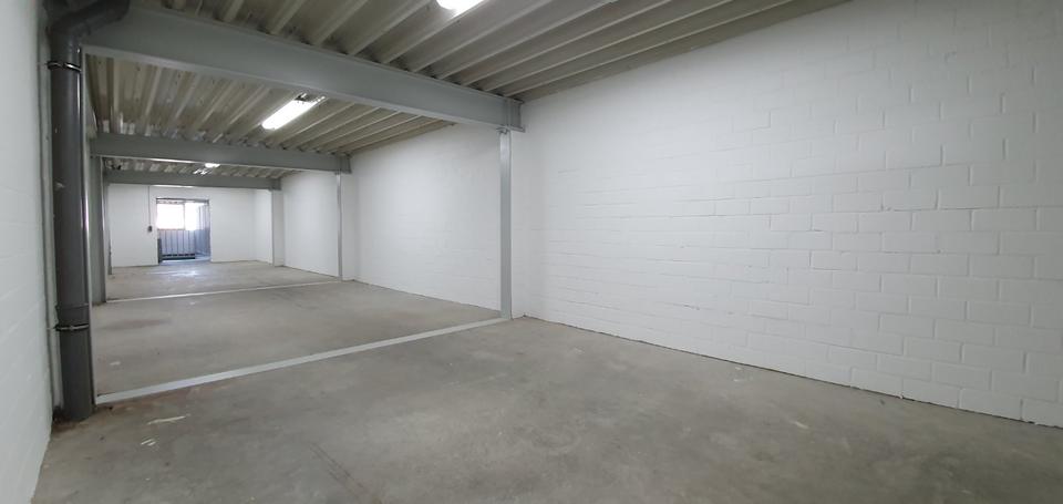 Bonn Beuel - 64 m² Lager Lagerhalle Lagerraum Lagerfläche - 1. OG zimmer