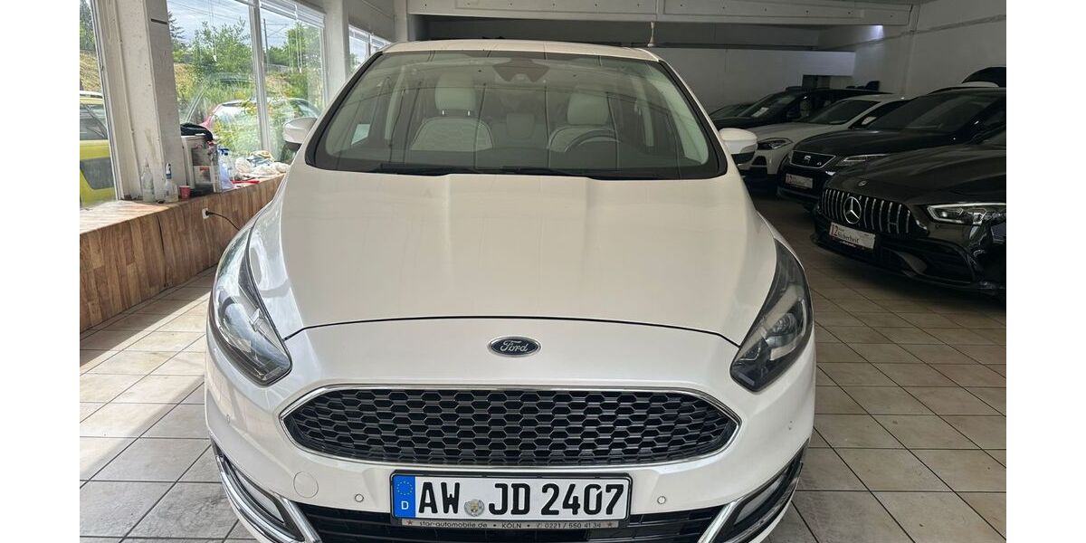 Ford S-Max 188.000 km 17.300 € Bonn 53119