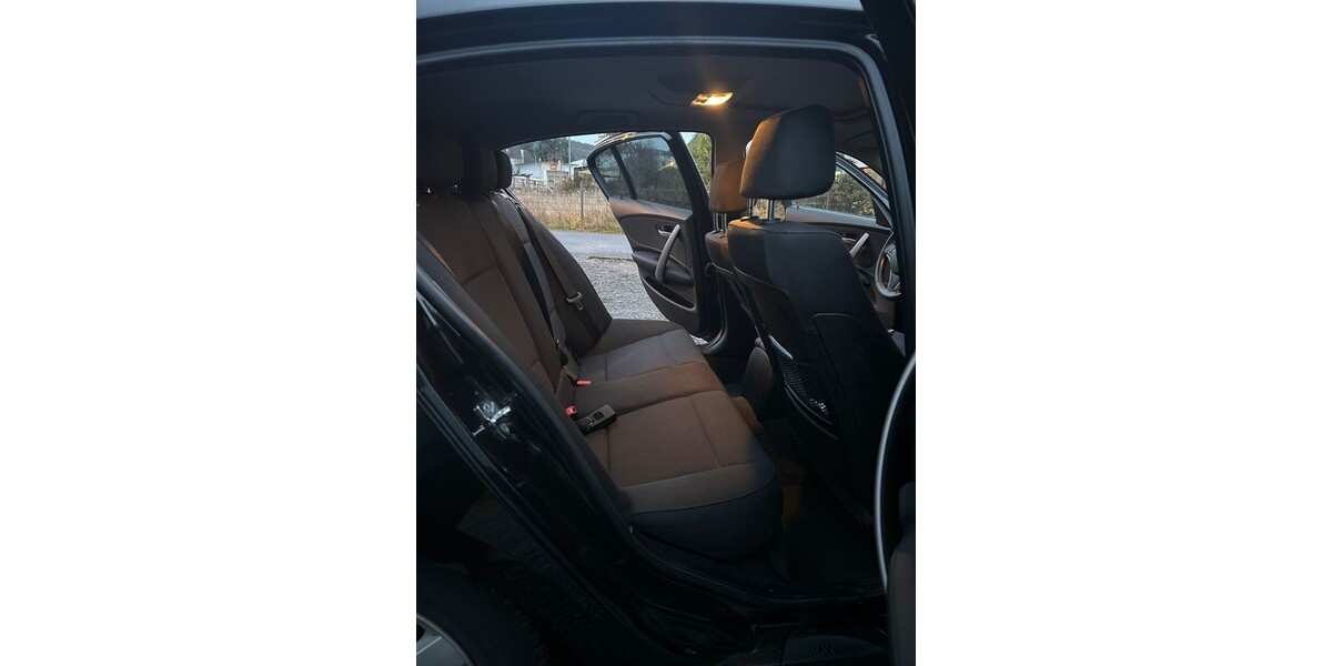 BMW 1er 282.444 km 3.700 &euro; Bad Honnef 53604