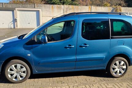 Citroen Berlingo 93.000 km 11.990 € Königswinter 53639