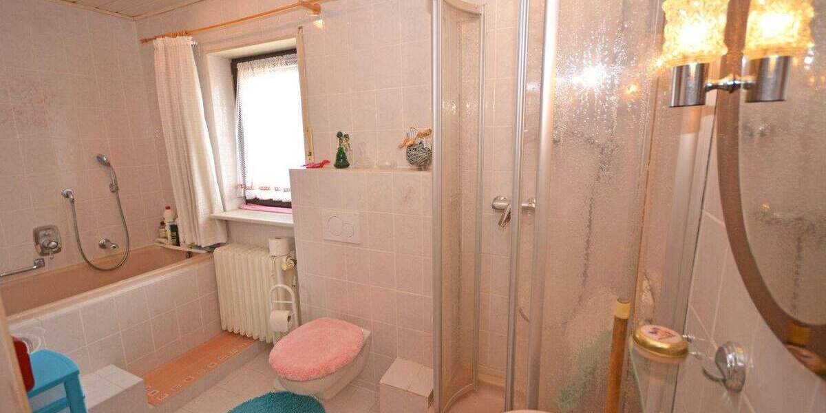 Einfamilienhaus Hürth Berrenrath - 4 Zimmer, 180 m&sup2;, 449.000&euro; | Angebot:25748337