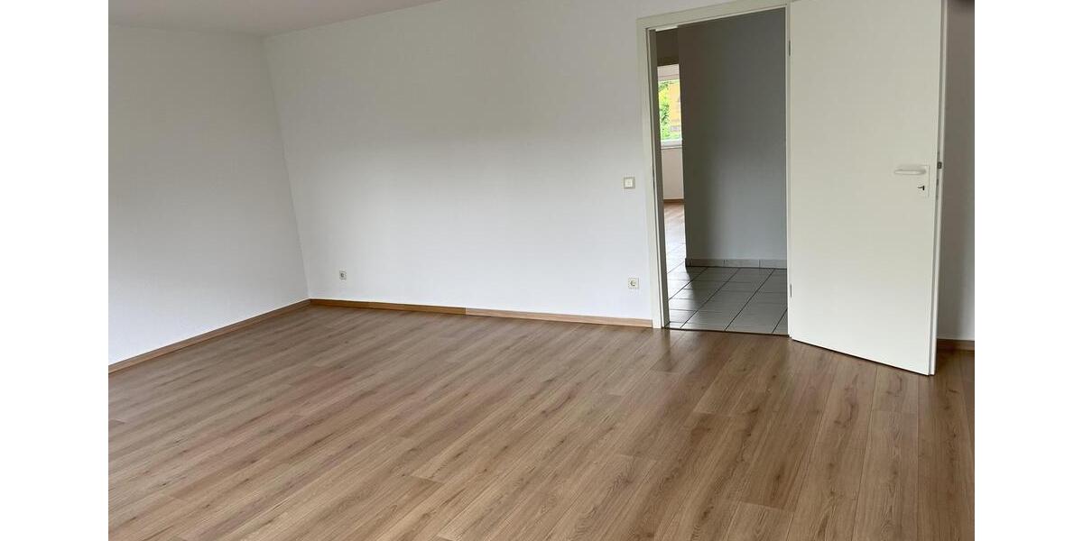 Etagenwohnung Bonn Gielgen - 2 Zimmer, 65 m&sup2;, 820&euro; | Angebot:24691730