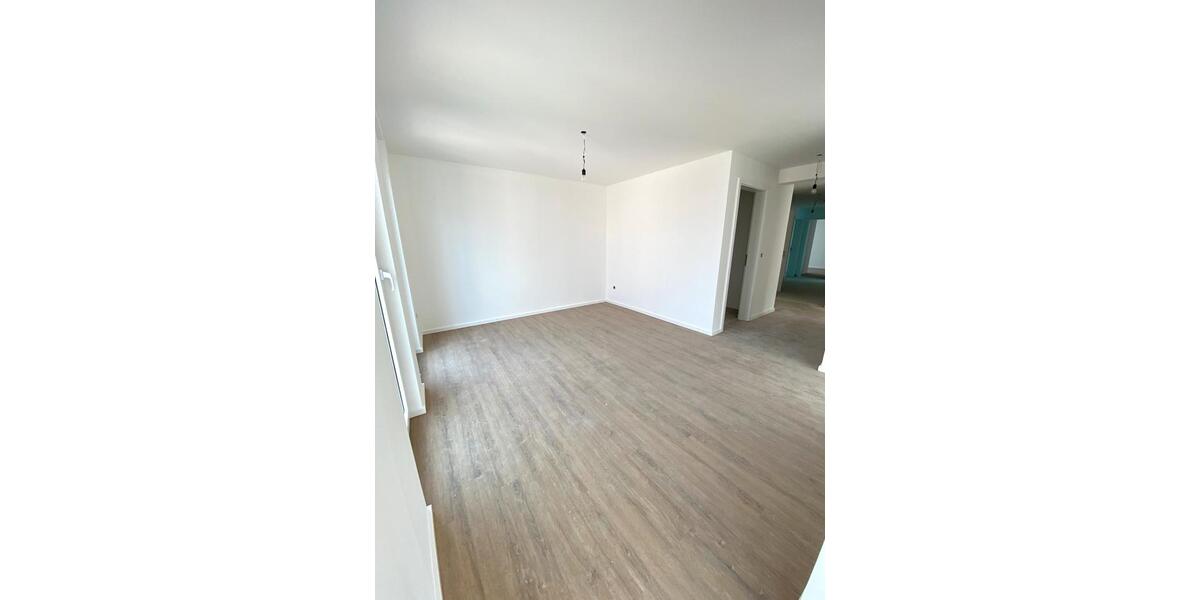 Etagenwohnung Siegburg - 4 Zimmer, 134 m&sup2;, 1.876&euro; | Angebot:24751057