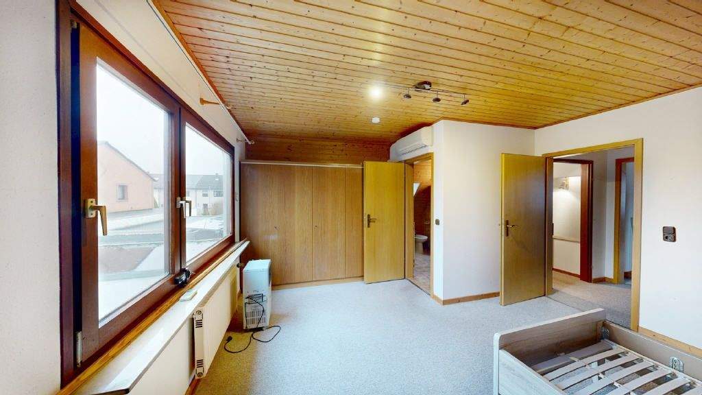 Einfamilienhaus Erftstadt Lechenich - 5 Zimmer, 140 m&sup2;, 299.000&euro; | Angebot:25744810
