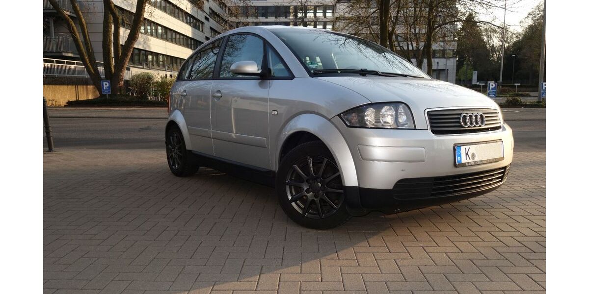Audi A2 202.890 km 2.300 &euro; Köln 50679