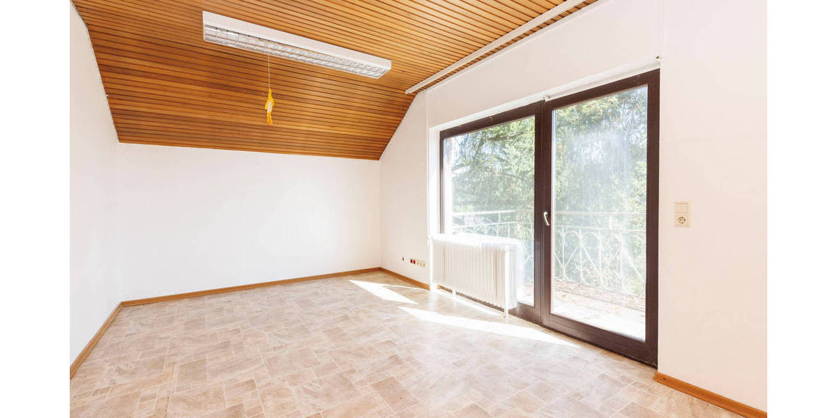 Einfamilienhaus Remagen Oberwinter - 2 Zimmer, 730 m&sup2;, 1.150.000&euro; | Angebot:23942022