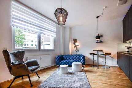 Zimmer Köln Mülheim - 2 Zimmer, 1.700&euro; | Angebot:22335215