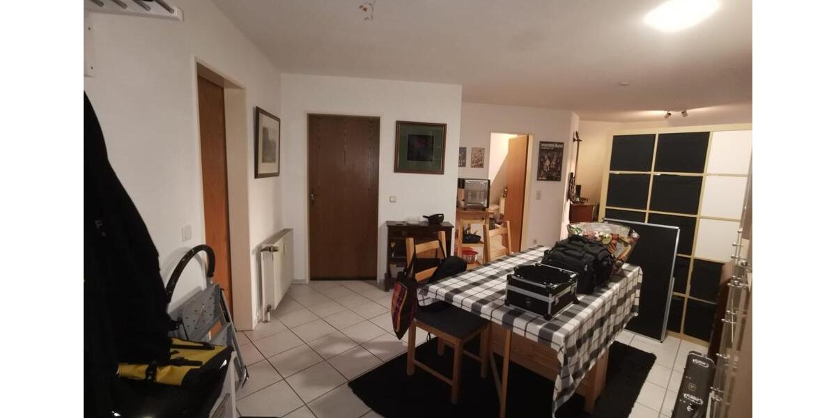 Dachgeschoßwohnung Niederkassel - 2 Zimmer, 70 m&sup2;, 850&euro; | Angebot:24569406