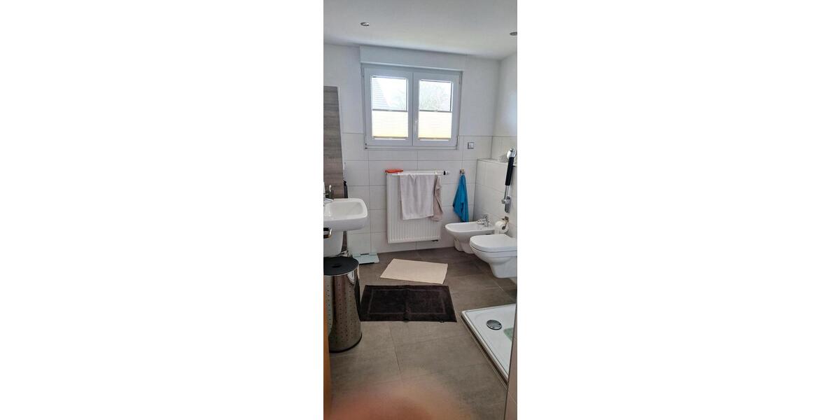 Einfamilienhaus Lohmar - 6 Zimmer, 200 m&sup2;, 650.000&euro; | Angebot:24838520