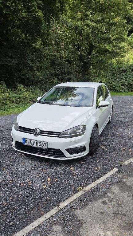 VW Golf 179.000 km 7.500 € Hennef 53773