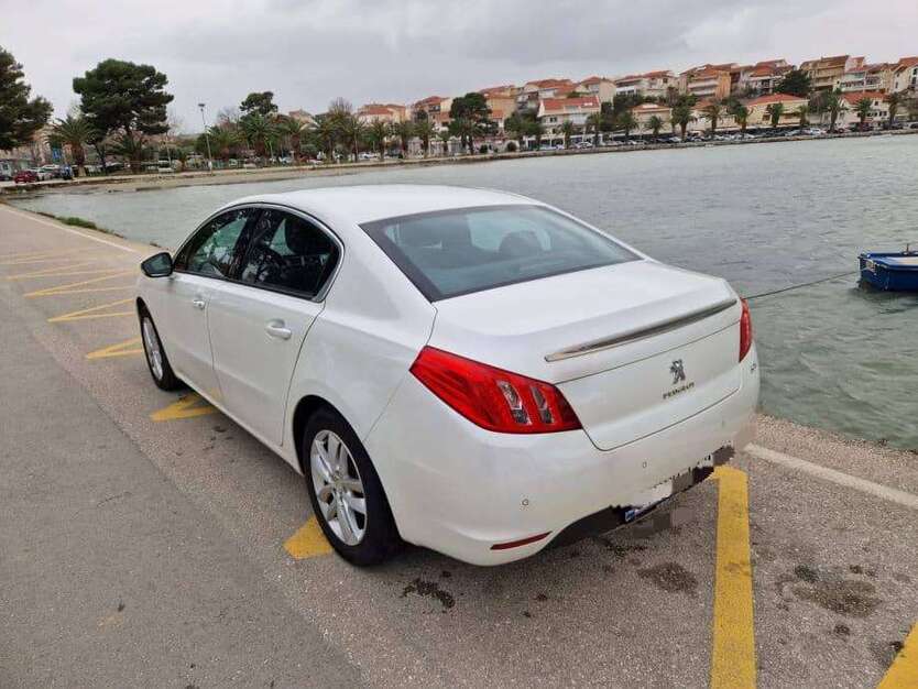 Peugeot 508 359.000 km 2.400 € Köln 50677