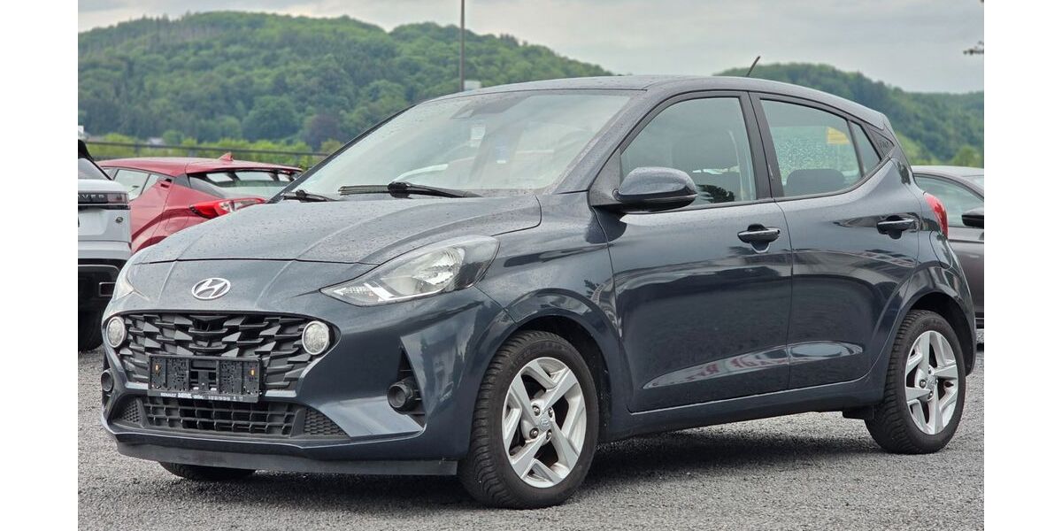 Hyundai i10 61.000 km 9.990 &euro; Oberwinter 53424