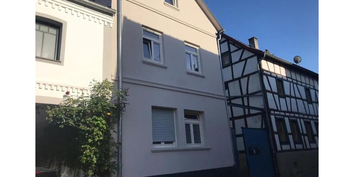 Einfamilienhaus Grafschaft - 7.5 Zimmer, 197 m&sup2;, 600.000&euro; | Angebot:25648968