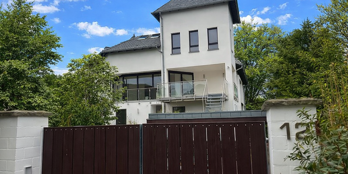 Einfamilienhaus Overath - 12 Zimmer, 462 m&sup2;, 1.630.700&euro; | Angebot:24540553