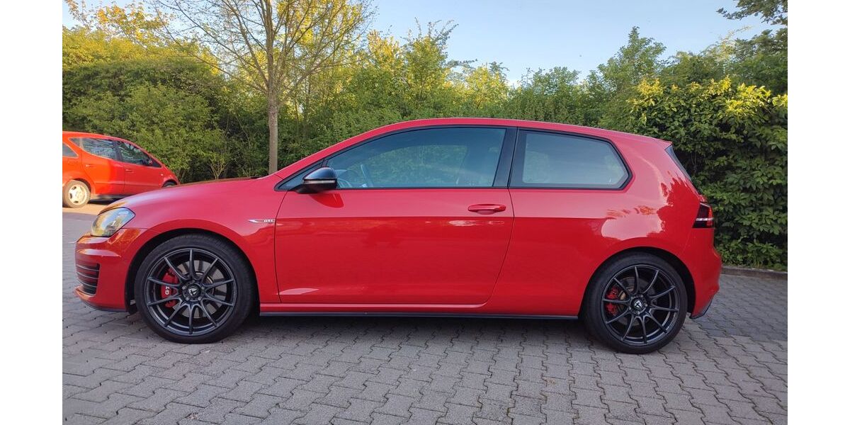 VW Golf 81.000 km 16.450 &euro; Bad Neuenahr-Ahrweiler 53474