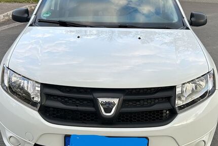 Dacia Sandero 82.000 km 5.200 &euro; Breitscheid 53547