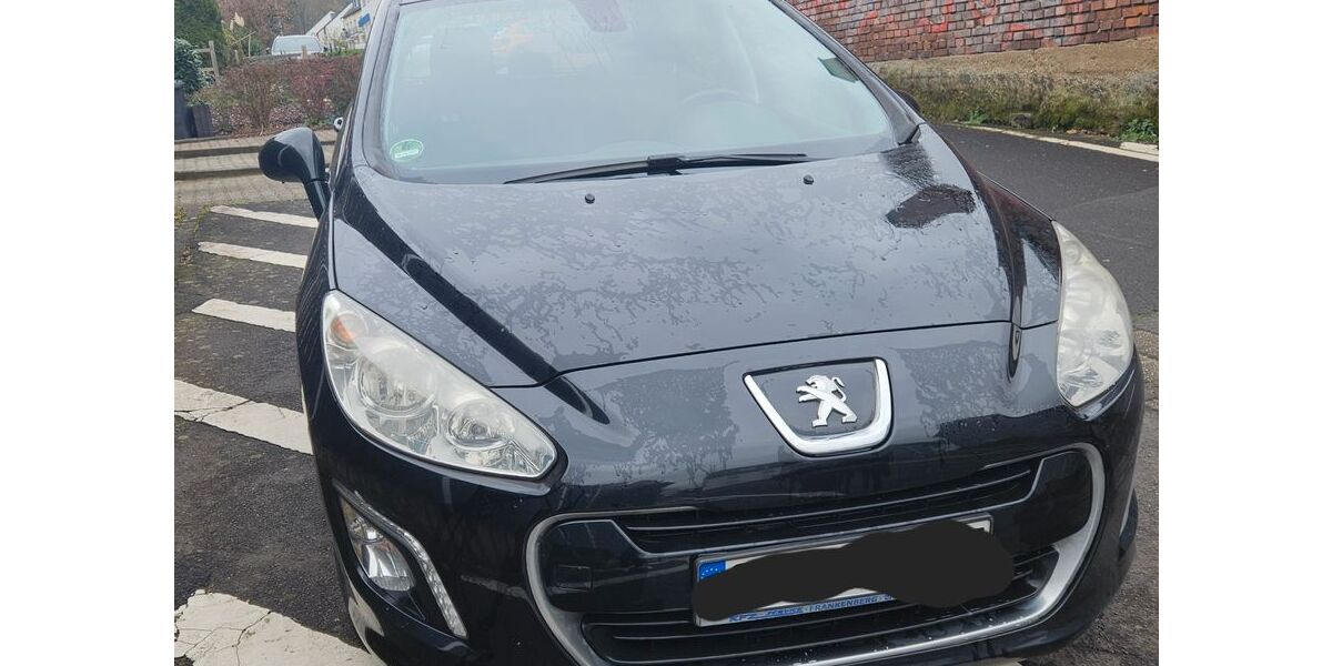 Peugeot 308 210.000 km 3.100 &euro; Siegburg 53721