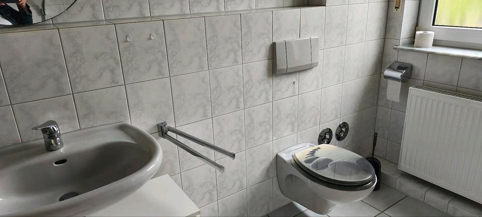 Etagenwohnung Bergisch Gladbach Alt-Frankenforst - 3 Zimmer, 80 m&sup2;, 1.150&euro; | Angebot:27632232