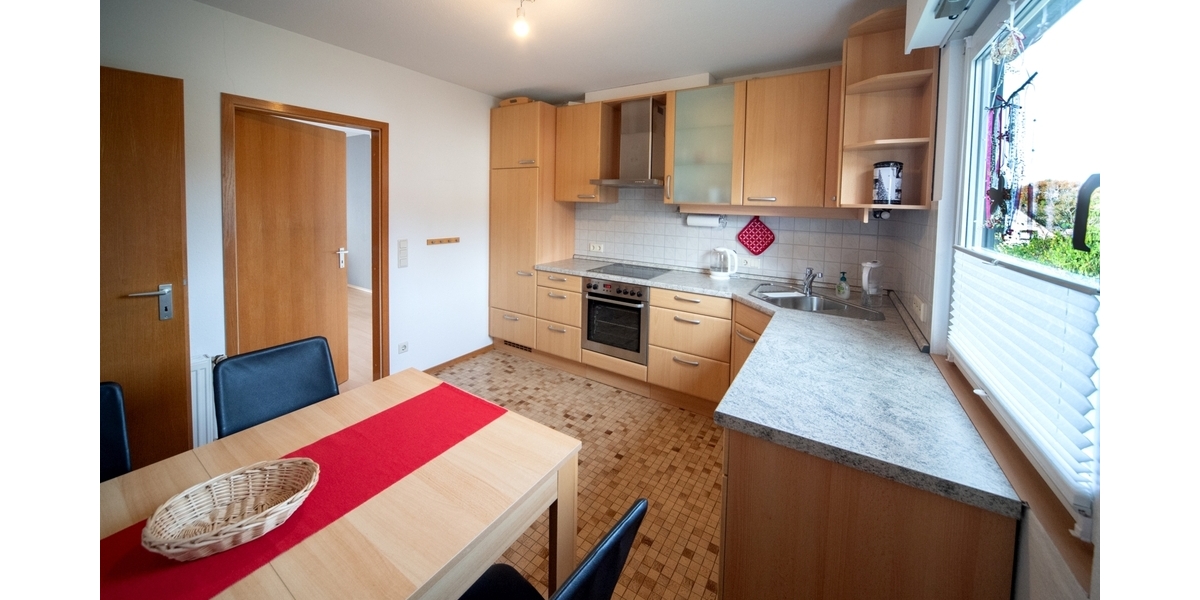 Charmantes Zweifamilienhaus mit gepflegtem Garten – Viel Platz, ruhige Lage in idyllischer Waldnähe - Zweifamilienhaus Rheinbreitbach | Angebot:23660349