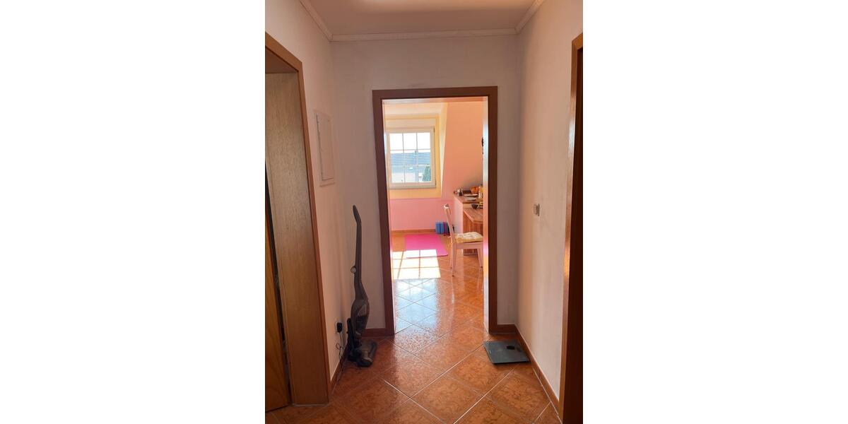 Dachgeschoßwohnung Troisdorf Bergheim - 2 Zimmer, 45 m&sup2;, 450&euro; | Angebot:25903117