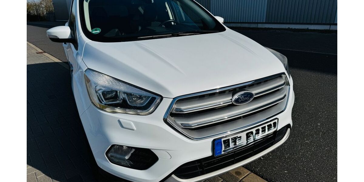 Ford Kuga 102.000 km 12.550 &euro; Euskirchen 53881