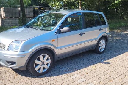 Ford Fusion 135.000 km 2.300 € Köln 51061