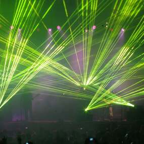 ThxSoMch - The Sound Of You Laughing Tour 05.12.2025 Die Kantine