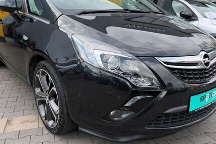 Opel Zafira 88.000 km 14.950 &euro; Bornheim 53332