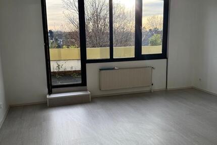 Wohnung Bonn Tannenbusch - 3 Zimmer, 83 m&sup2;, 1.350&euro; | Angebot:27547006