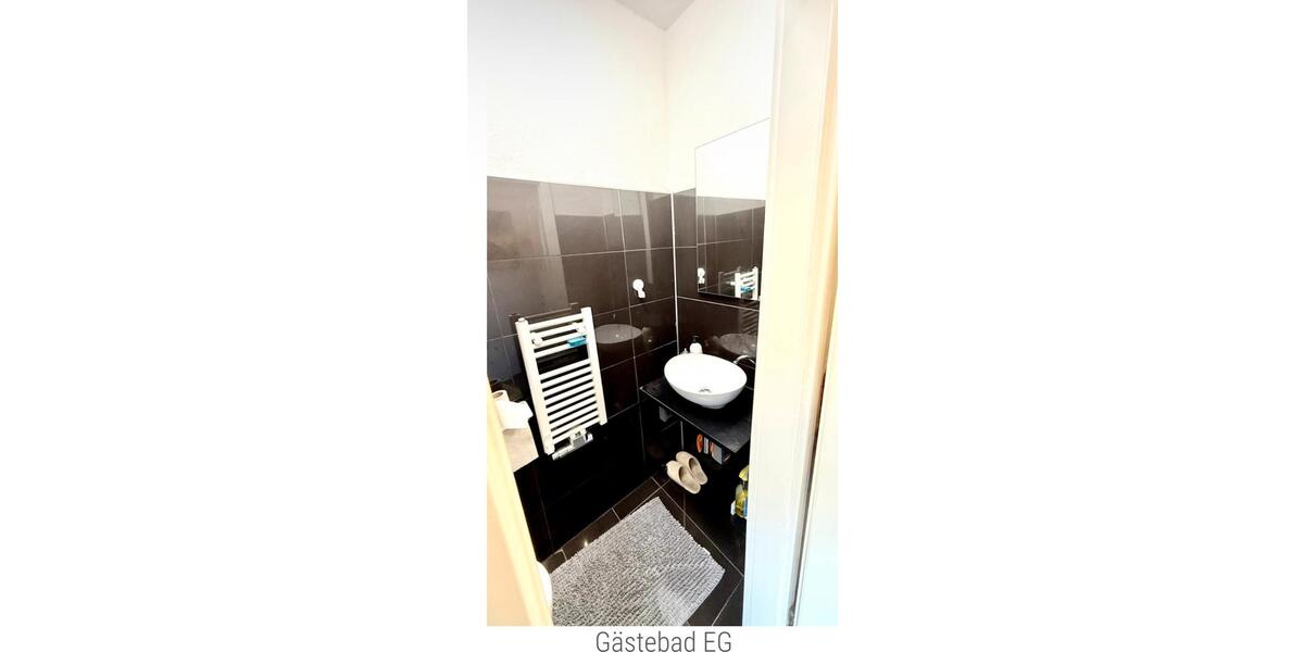 Reihenhaus Niederkassel - 4.5 Zimmer, 118 m&sup2;, 2.500&euro; | Angebot:26107847