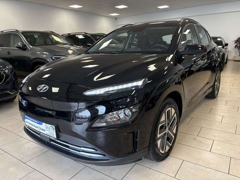 Hyundai KONA 30.989 km 16.000 € Bonn 53227