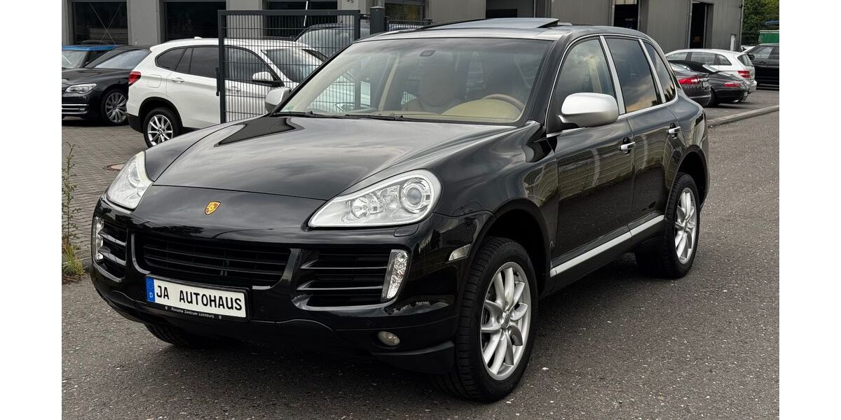 Porsche Cayenne 216.156 km 8.900 &euro; Troisdorf 53842