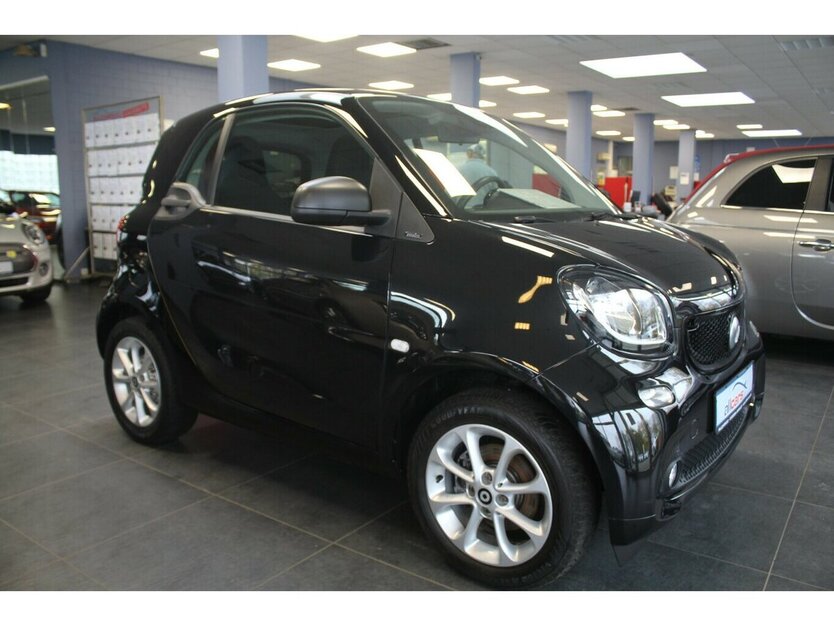 Smart ForTwo coupe passion 43.179 km 11.780 € Euskirchen 53881