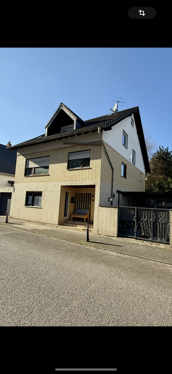 Haus zum Kaufen in Frechen 589.000 € 212.26 m²