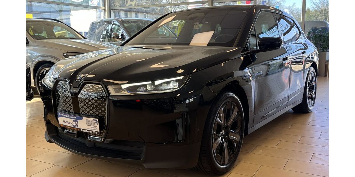 BMW iX 63.270 km 41.900 &euro; Hennef 53773