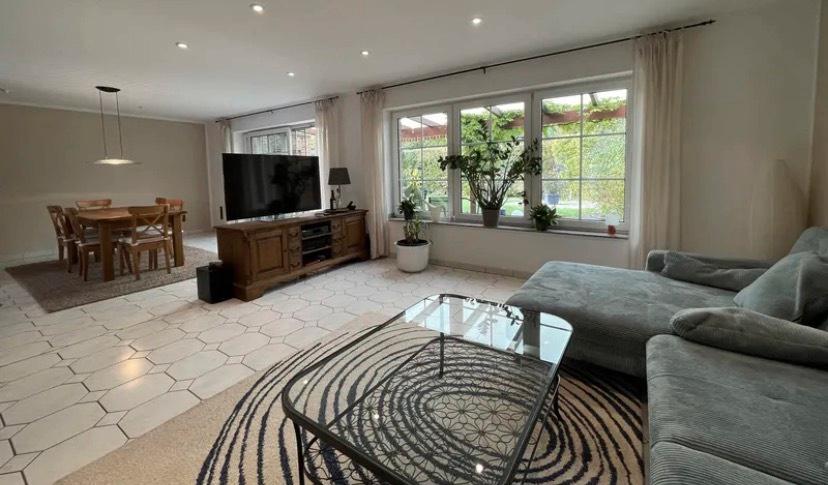 Doppelhaushälfte Frechen - 4 Zimmer, 161 m&sup2;, 700.000&euro; | Angebot:25874668