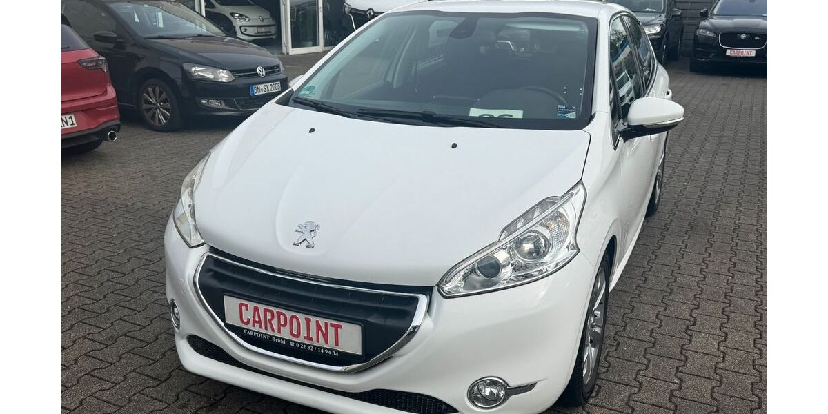 Peugeot 208 110.800 km 9.450 &euro; Brühl 50321
