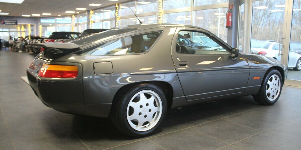 Porsche 928 GT - OLDTIMER - Schiebedach - Klima - 122.303 km 39.980 &euro; Euskirchen 53881