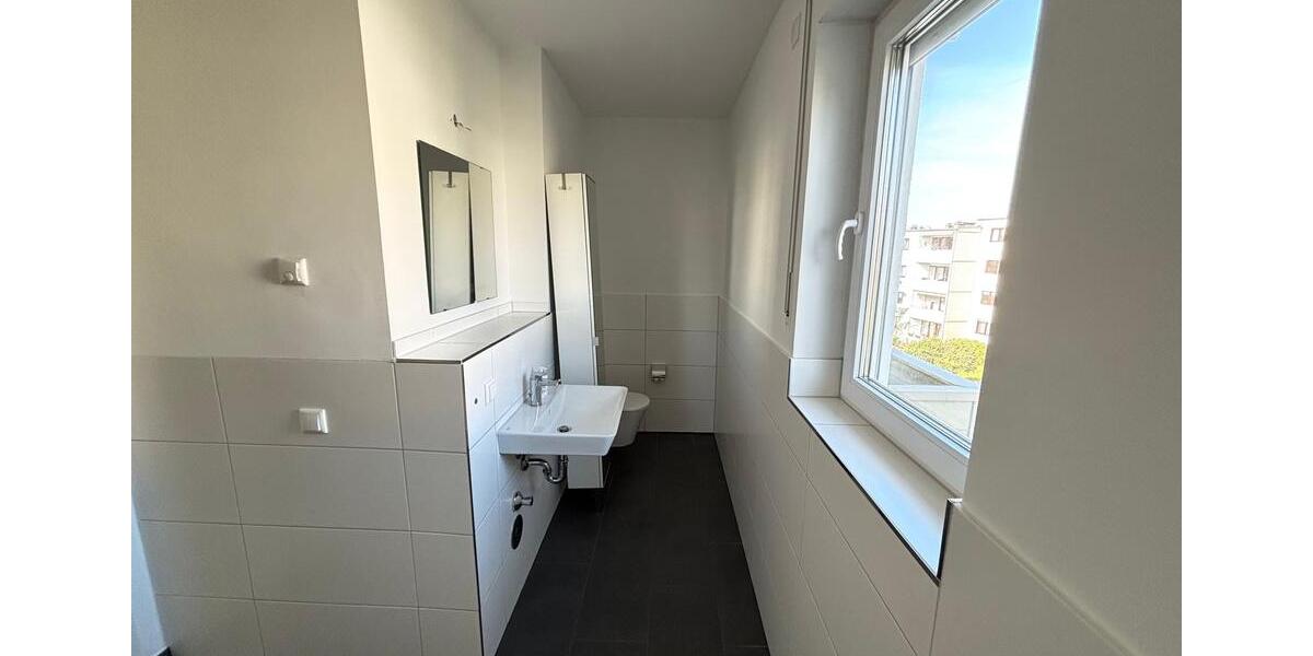 Etagenwohnung Bergisch Gladbach Alt-Frankenforst - 4 Zimmer, 137 m&sup2;, 1.785&euro; | Angebot:25377615