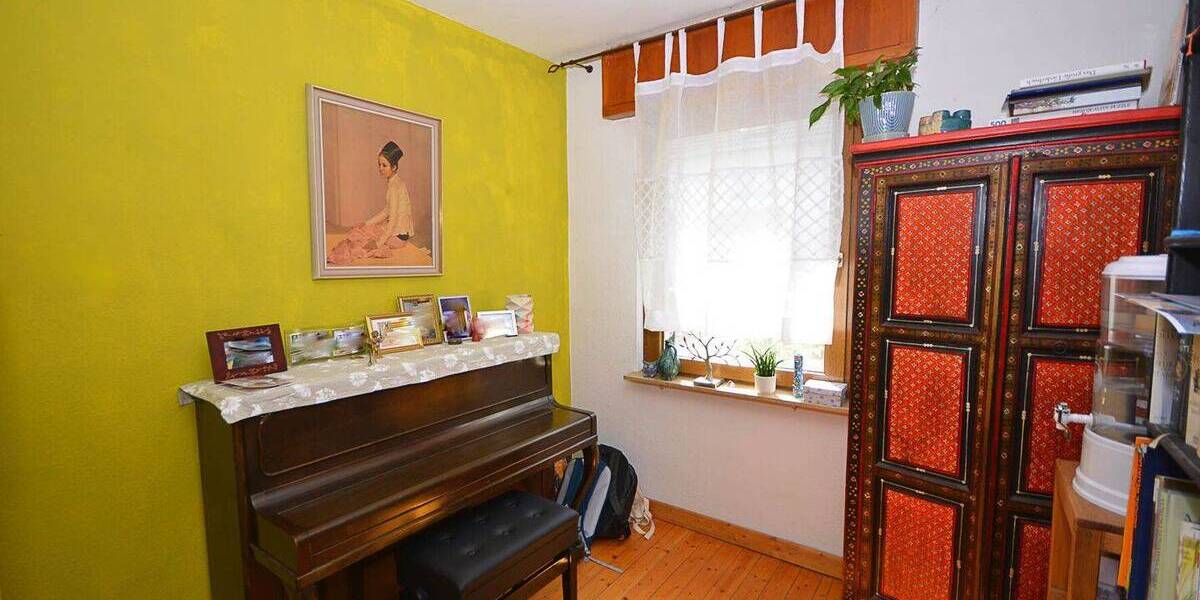 Mehrfamilienhaus, Wohnhaus Brühl - 8 Zimmer, 181 m&sup2;, 580.000&euro; | Angebot:26807171