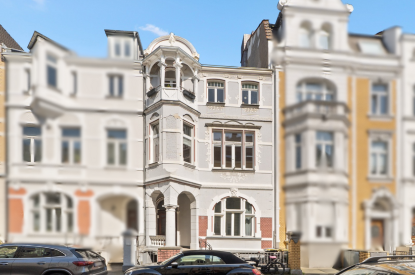 Haus zum Kaufen in Bonn 1.390.000 € 320 m²
