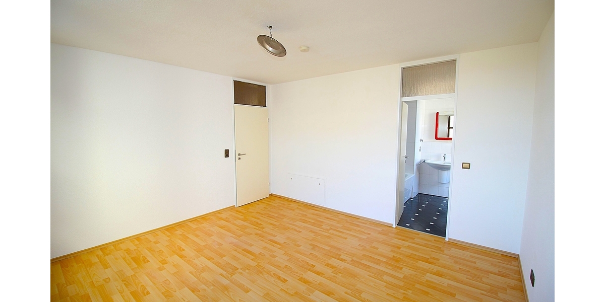 Bezugsfrei! Barrierefrei! Frisch renoviert! Top 2 Zimmer ETW mit Aufzug, Terrasse, und TG-Stellplatz - Etagenwohnung Sankt Augustin | Angebot:26905800