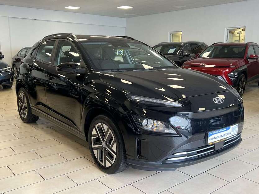 Hyundai KONA 15.401 km 15.900 € Bonn 53227