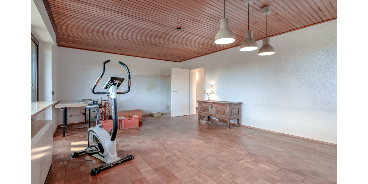 Klein auf dem Papier, groß im Wohngefühl – Einfamilienhaus mit zusätzlichem Dachstudio *provisionsfrei* - Einfamilienhaus Hennef Kurscheid | Angebot:25416928