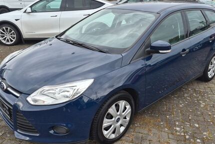 Ford Focus 175.000 km 1.950 &euro; Wesseling 50389